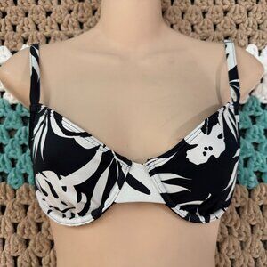 NEW ROXY Black White Floral Flower Underwire Bra Bikini Swim Top sz Small